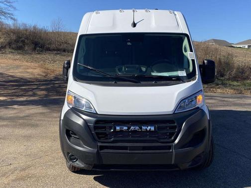 Bright White Clearcoat 2026 RAM ProMaster 1500 Base