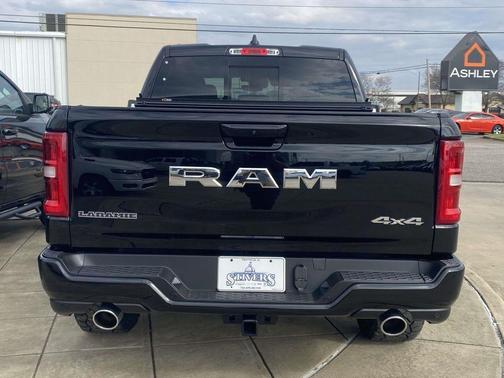 Diamond Black 2026 RAM 1500 Laramie