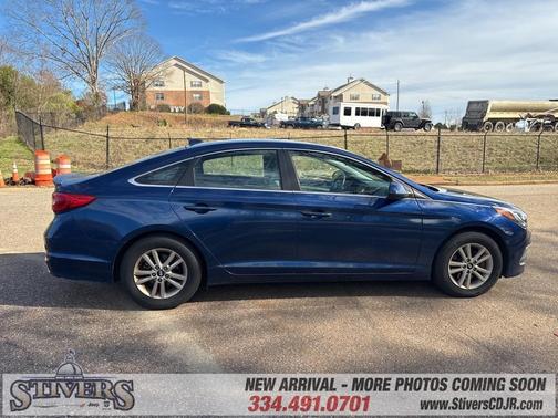 2017 Hyundai SONATA Base