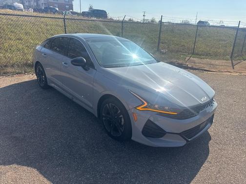 2024 Kia K5 GT-Line