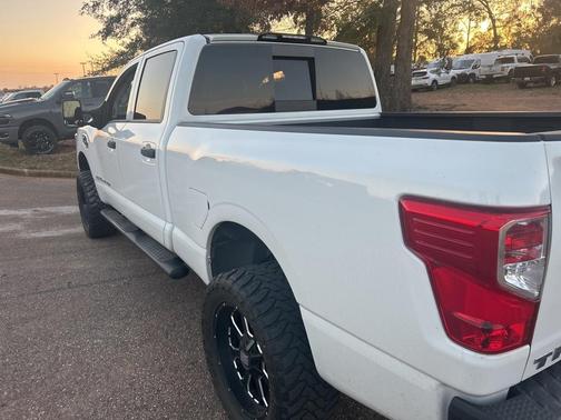 2019 Nissan Titan XD S