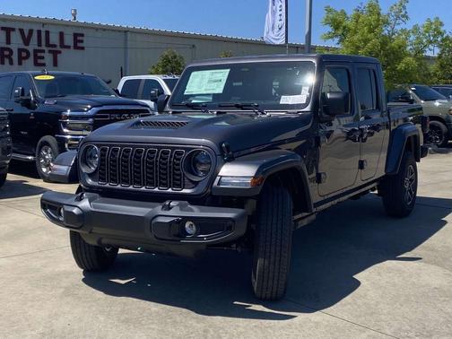 2026 Jeep Gladiator Sport