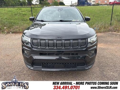 Diamond Black 2022 Jeep Compass Altitude