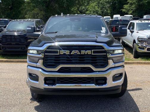 Diamond Black 2026 RAM 3500 Tradesman