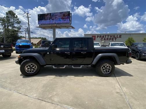 2020 Jeep Gladiator Sport
