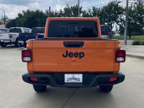 2025 Jeep Gladiator Sport
