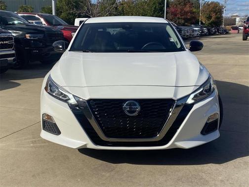 2020 Nissan Altima 2.5 SR