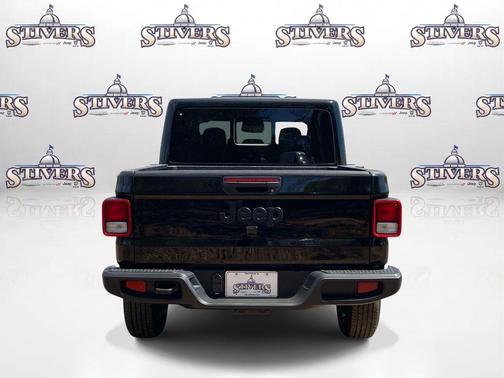 Black Clearcoat 2026 Jeep Gladiator Sport