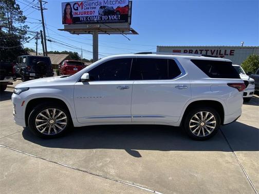 2023 Chevrolet Traverse Premier