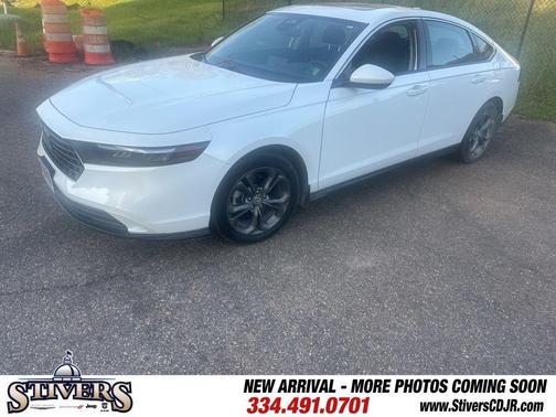 Platinum White Pearl 2023 Honda Accord EX