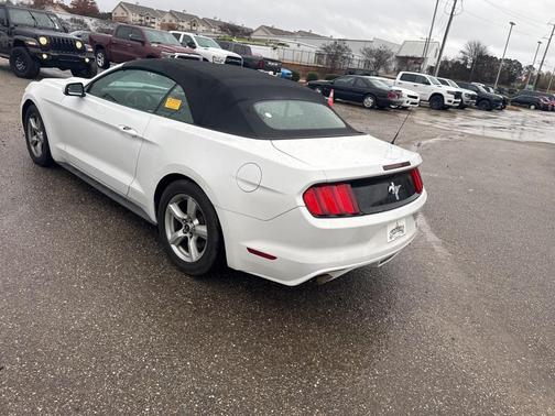 2015 Ford Mustang V6