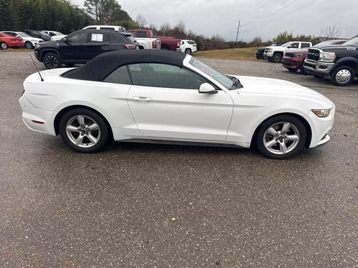 2015 Ford Mustang V6