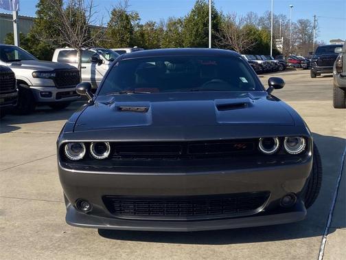 2016 Dodge Challenger R/T Scat Pack