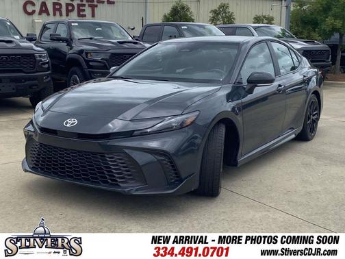 UNDERGROUND 2025 Toyota Camry SE