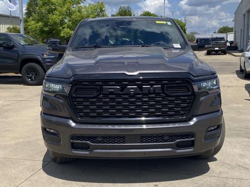 Granite Crystal Clearcoat Metallic 2026 RAM 1500 Big Horn/Lone Star