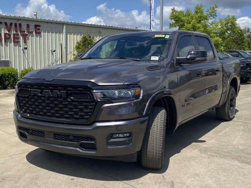 Granite Crystal Clearcoat Metallic 2026 RAM 1500 Big Horn/Lone Star