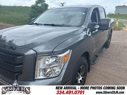 Gun Metallic 2023 Nissan Titan SV