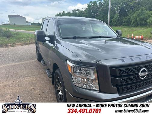 Gun Metallic 2023 Nissan Titan SV