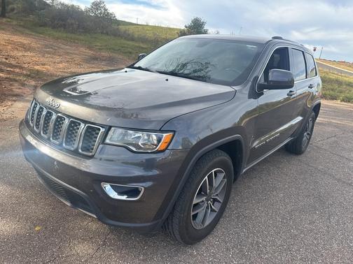 2020 Jeep Grand Cherokee Laredo E