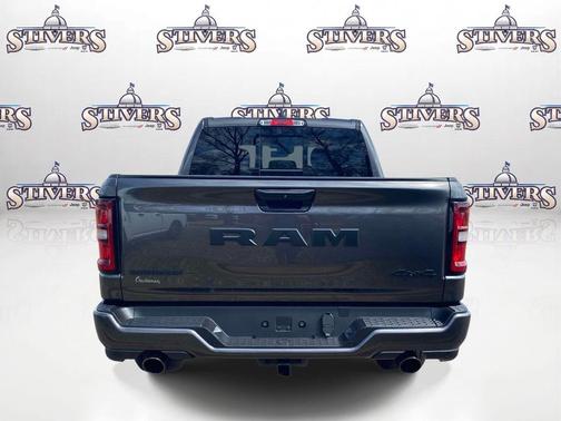 Granite Crystal Clearcoat Metallic 2026 RAM 1500 Big Horn/Lone Star