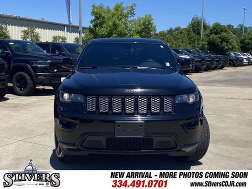 Diamond Black 2020 Jeep Grand Cherokee Altitude