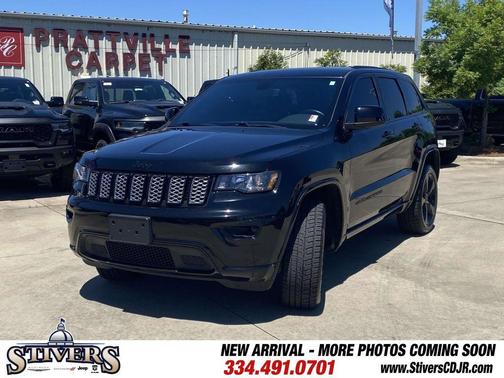 Diamond Black 2020 Jeep Grand Cherokee Altitude
