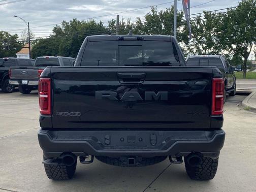 Diamond Black 2026 RAM 1500 RHO