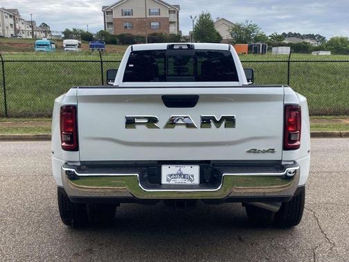 Bright White Clearcoat 2026 RAM 3500 Tradesman