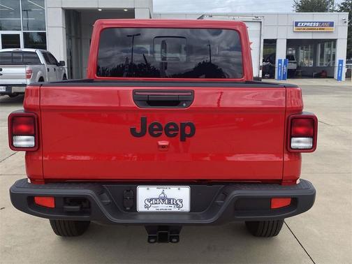 2025 Jeep Gladiator Sport