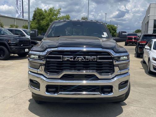 Diamond Black 2026 RAM 3500 Tradesman