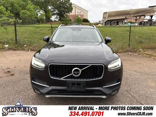 Onyx Black Metallic 2018 Volvo XC90 T5 Momentum