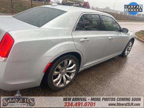 2020 Chrysler 300 Touring