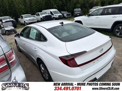 White 2023 Hyundai SONATA SE