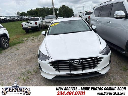 White 2023 Hyundai SONATA SE