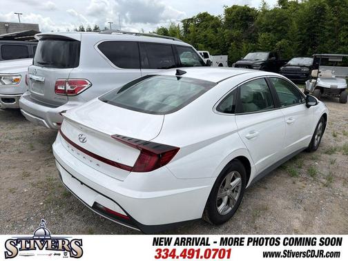White 2023 Hyundai SONATA SE