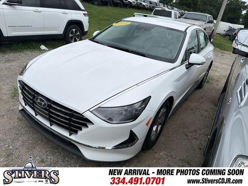 White 2023 Hyundai SONATA SE