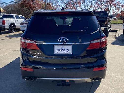 2016 Hyundai SANTA FE SE