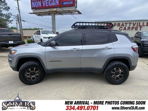 Billet Silver Metallic Clearcoat 2019 Jeep Compass Trailhawk