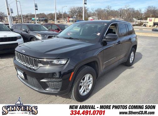 2023 Jeep Grand Cherokee Laredo