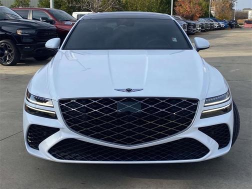 2025 Genesis G80 2.5T