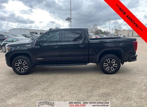 2022 GMC Sierra 1500 Limited AT4