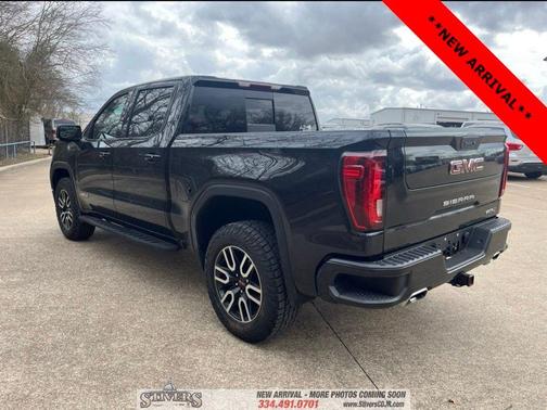 2022 GMC Sierra 1500 Limited AT4