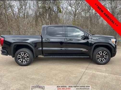 2022 GMC Sierra 1500 Limited AT4
