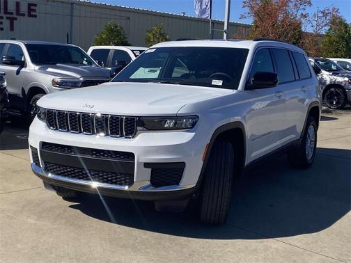 2025 Jeep Grand Cherokee L Laredo