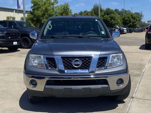 Gun Metallic 2019 Nissan Frontier SL