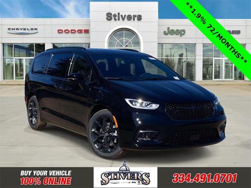 2026 Chrysler Pacifica Select