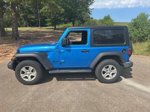 2022 Jeep Wrangler Sport