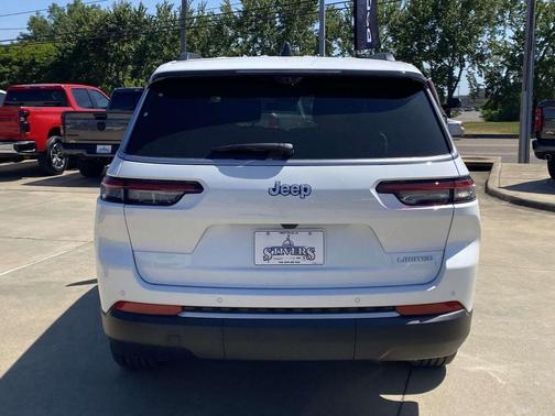 Bright White Clearcoat 2026 Jeep Grand Cherokee L Limited
