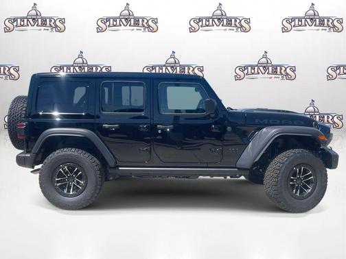 Black Clearcoat 2026 Jeep Wrangler Moab 392