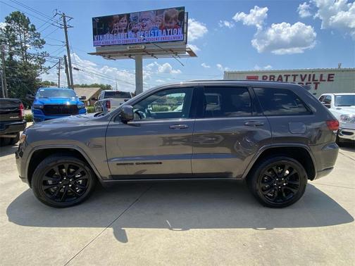 2021 Jeep Grand Cherokee Laredo X
